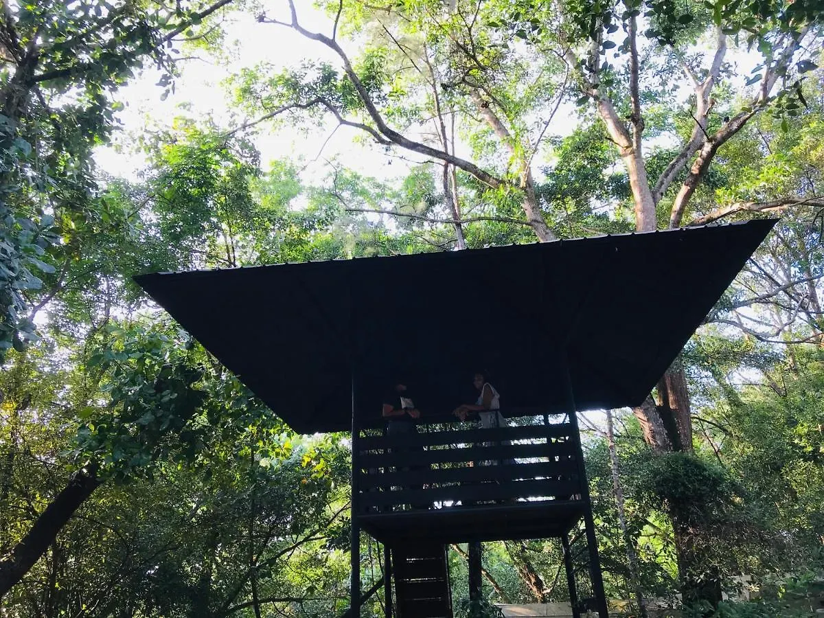 Ceylon Kingsmen Garden - Katunayake Airport Transit Hotels 尼甘布 0*,