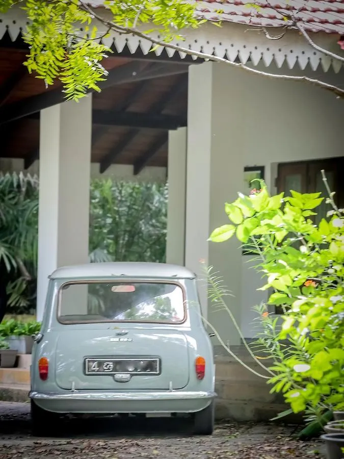 Ceylon Kingsmen Garden - Katunayake Airport Transit Hotels 尼甘布 斯里兰卡