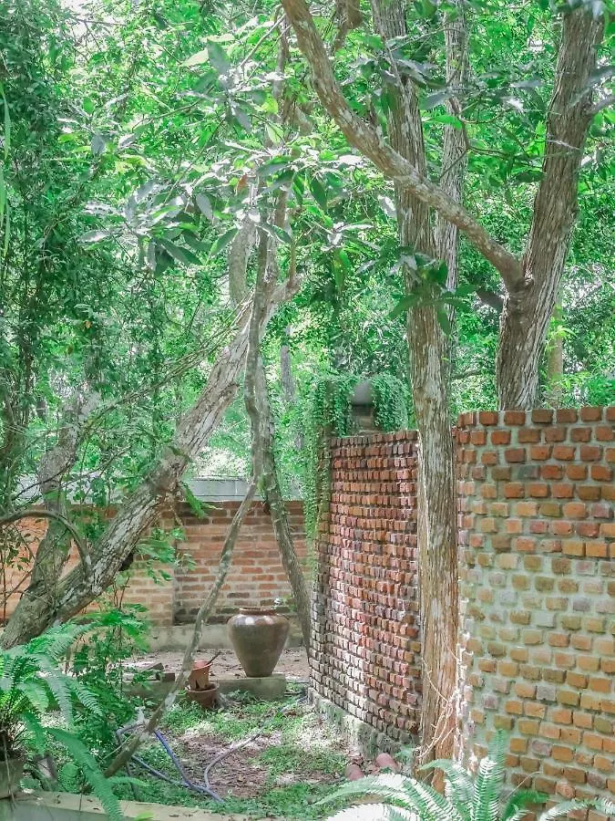 Ceylon Kingsmen Garden - Katunayake Airport Transit Hotels 尼甘布 0*,  斯里兰卡