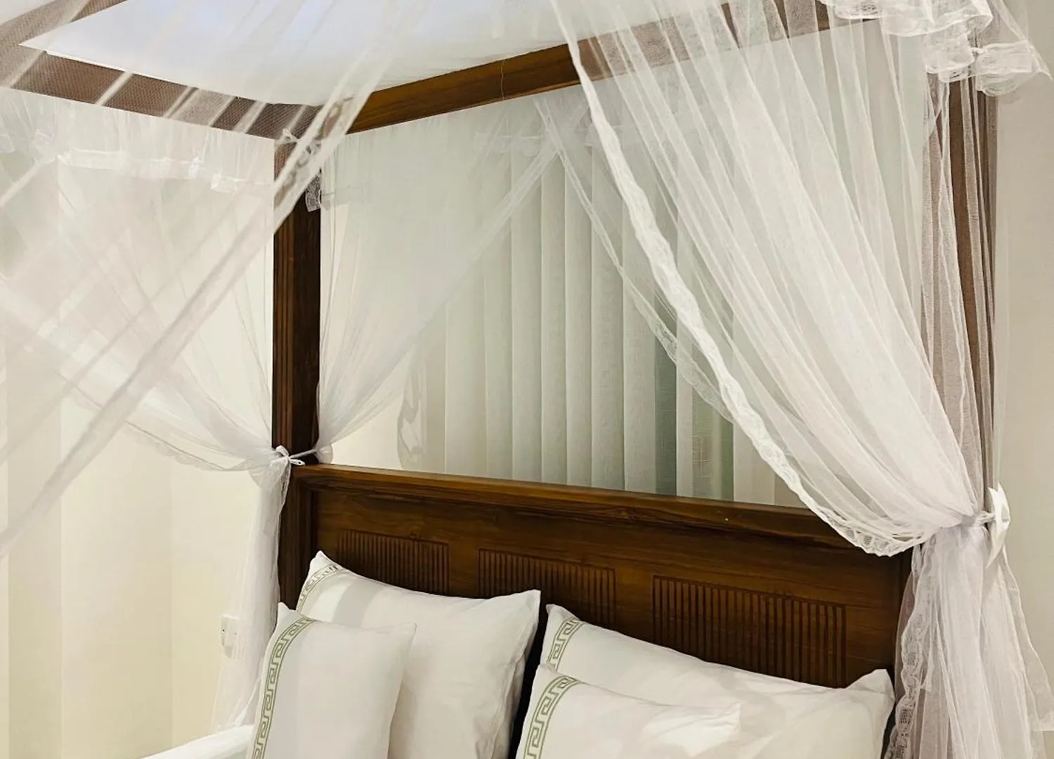 Ceylon Kingsmen Garden - Katunayake Airport Transit Hotels 尼甘布